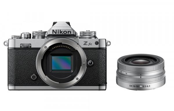 Nikon Z fc Kit inkl. Nikon Z 16-50/3.5-6.3 VR DX SE - 3 Jahre CH Garantie